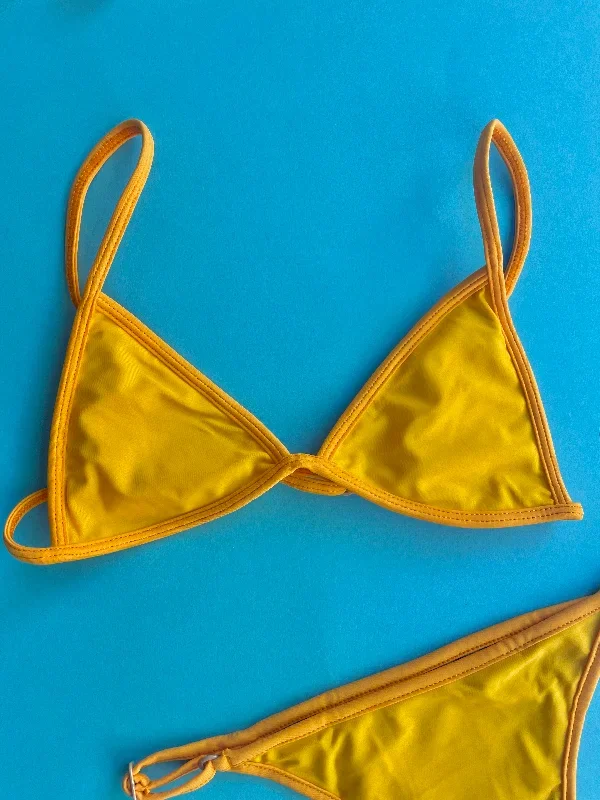 Acacia: Baja Piped Bikini Top - Mango