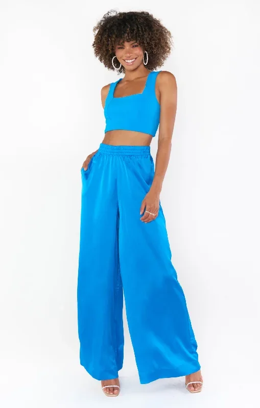 ansley-crop-top-blue-stretch