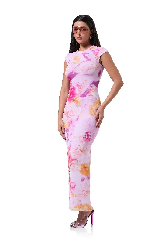 cody-maxi-dress-floral-portrait