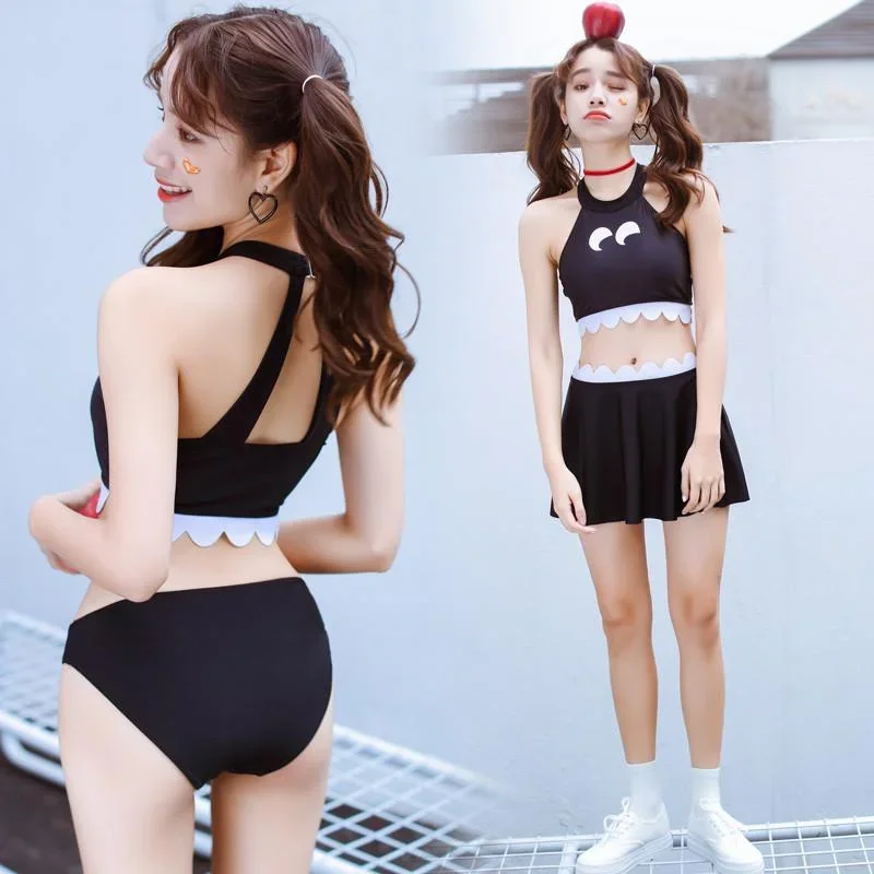 cute-girl-japanese-three-piece-swimsuit-ad10079