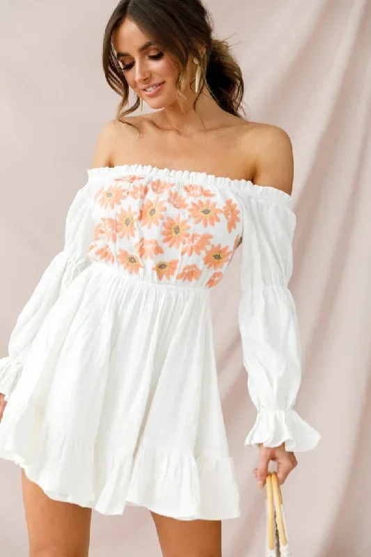 kayla-off-shoulder-daisy-embroidered-dress-white