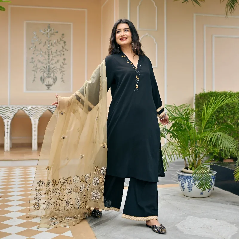 Bunaai Midnight Suit & Embroidered Dupatta